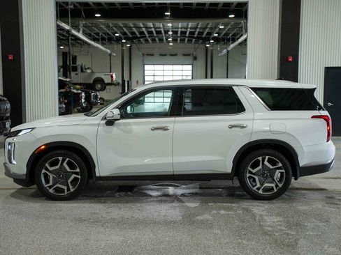 Used 2023 Hyundai Palisade SEL w/ Premium Package image 8