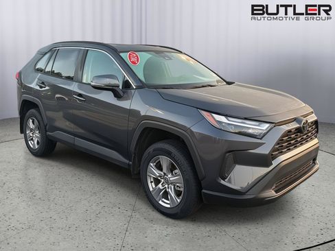 Certified 2024 Toyota RAV4 XLE w/ Convenience Package FWD image 8
