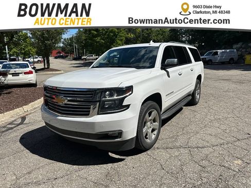 Used 2018 Chevrolet Suburban Premier AWD/4WD image 1