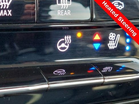 Used 2023 Chevrolet Bolt EUV LT w/ Convenience Package image 14