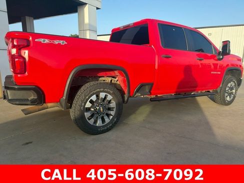 Used 2022 Chevrolet Silverado 2500 Custom w/ Custom Convenience Package AWD/4WD image 19