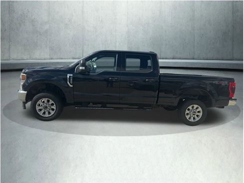 Used 2021 Ford F250 XLT w/ Snow Plow Prep Package image 2