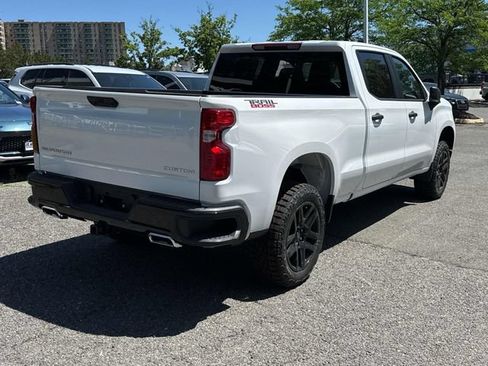 New 2026 Chevrolet Silverado 1500 Custom Trail Boss w/ LPO, Dark Essentials Package AWD/4WD image 2