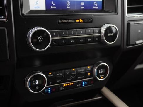 Used 2021 Ford Expedition Limited RWD image 25