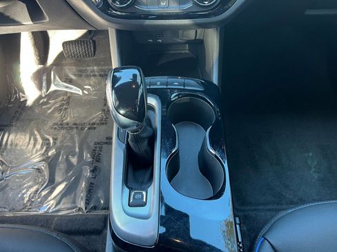 Used 2025 Buick Envista Sport Touring image 39