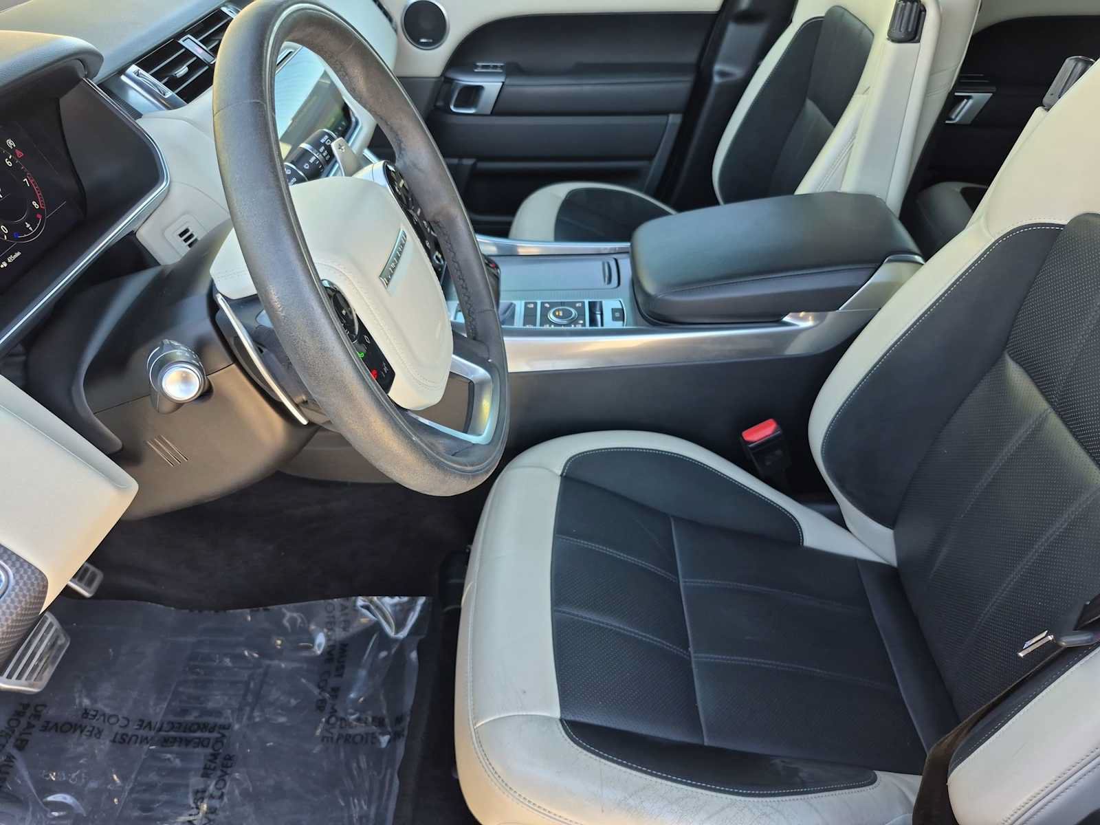 Used 2021 Land Rover Range Rover Sport HST AWD/4WD image 18