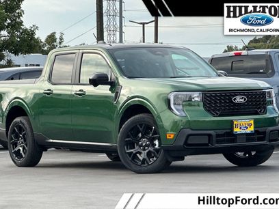 New 2025 Ford Maverick Lariat w/ Black Appearance Package