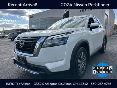 Used 2024 Nissan Pathfinder SL