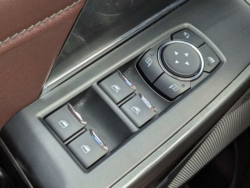 Used 2022 Ford F150 Lariat AWD/4WD image 29