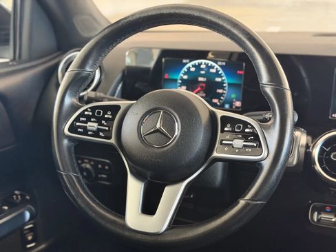 Used 2020 Mercedes-Benz GLB 250 image 36