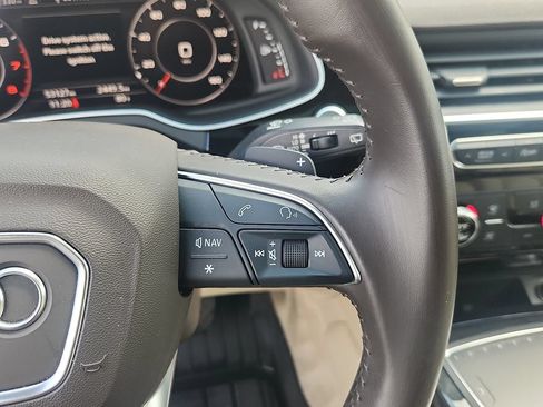 Used 2019 Audi Q7 3.0T Premium Plus w/ Premium Plus Package AWD/4WD image 22