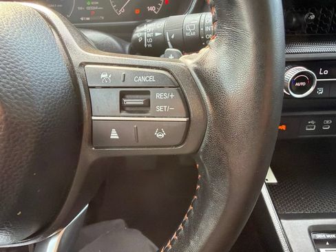 Used 2025 Honda CR-V Sport image 17