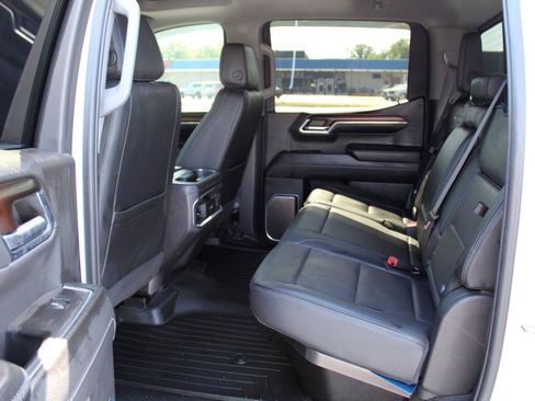 Used 2024 GMC Sierra 1500 Denali w/ Denali Reserve Package AWD/4WD image 10