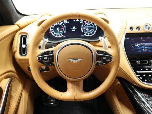 Used 2021 Aston Martin DBX AWD/4WD image 27