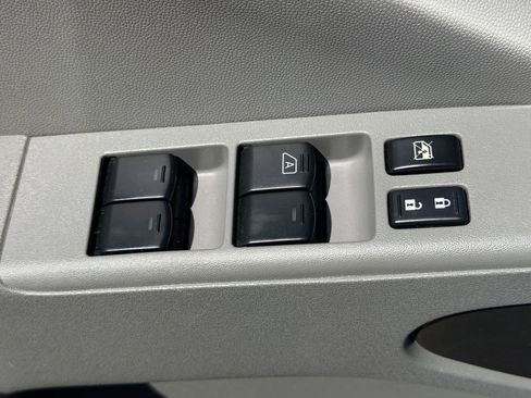 Certified 2020 Nissan Frontier SV w/ Midnight Edition Floor Mats RWD image 13
