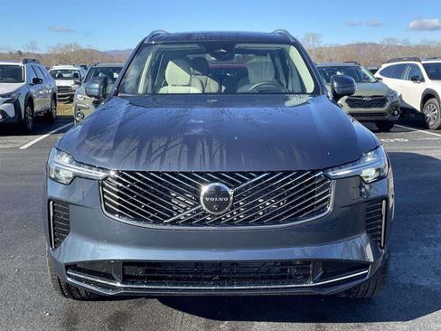 New 2026 Volvo XC90 B5 Ultra image 22