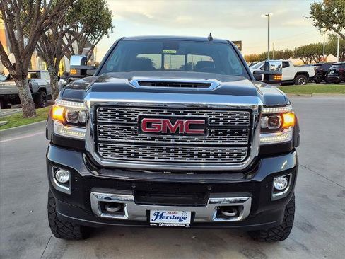 Used 2019 GMC Sierra 2500 Denali w/ Duramax Plus Package image 25