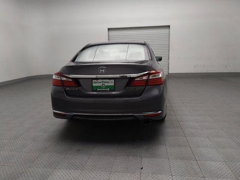 Used 2016 Honda Accord LX image 7