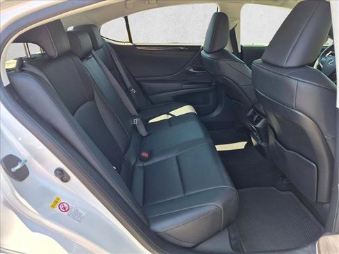 Used 2019 Lexus ES 350 w/ Premium Package FWD image 18