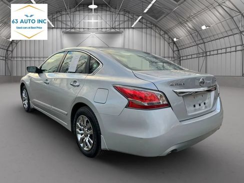 Used 2015 Nissan Altima 2.5 S w/ Power Driver Seat Package FWD image 3