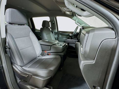 Certified 2025 Chevrolet Silverado 1500 LT RWD image 26