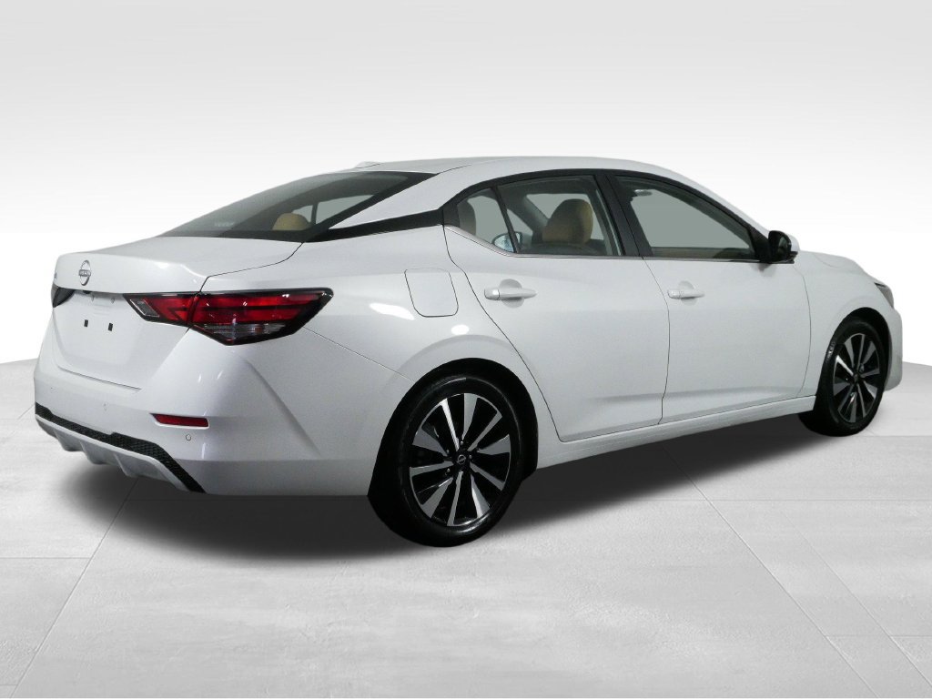 Used 2025 Nissan Sentra SV w/ SV Premium Package FWD image 10