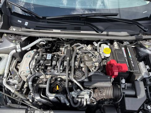 Used 2025 Nissan Sentra SV FWD image 26