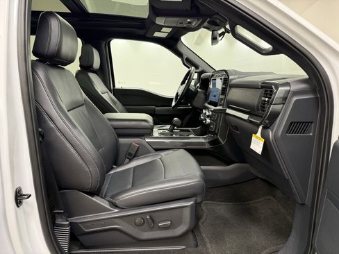 Used 2022 Ford F150 XLT w/ Equipment Group 302A High image 36