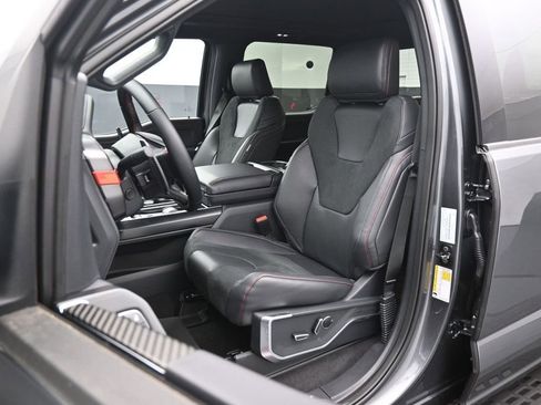 New 2025 Ford F150 Raptor AWD/4WD image 8