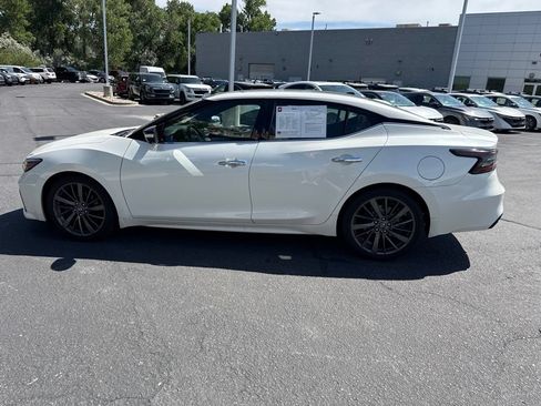 Used 2019 Nissan Maxima Platinum w/ Reserve Package FWD image 6