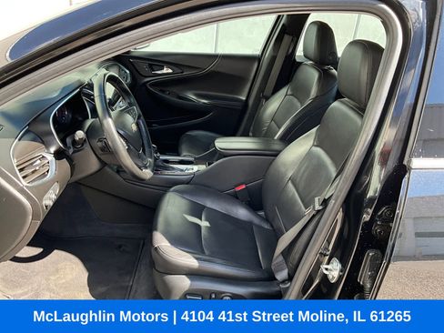 Used 2024 Chevrolet Malibu LT FWD image 2