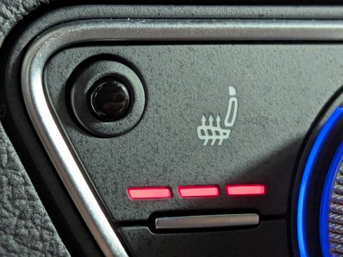 Certified 2025 Audi Q5 e Premium Plus w/ Premium Plus Package image 20