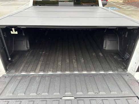 Used 2023 GMC Sierra 1500 AT4 w/ AT4 Premium Package image 9