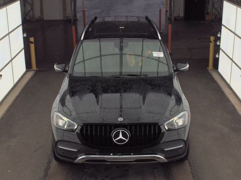 Used 2020 Mercedes-Benz GLE 350 4MATIC image 2