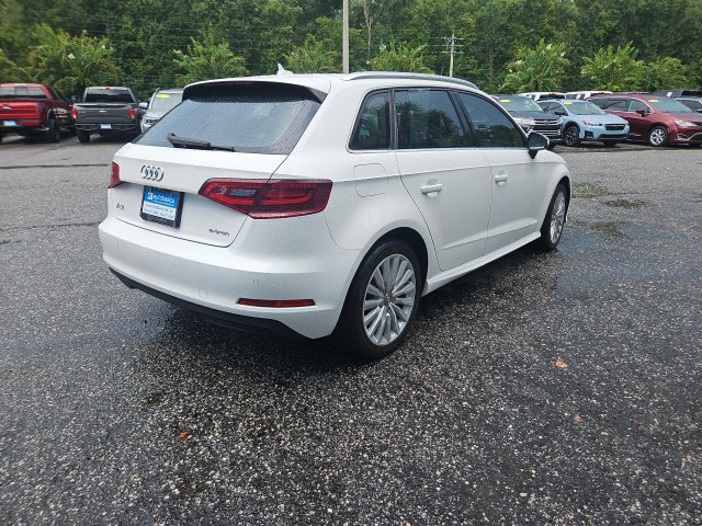 Used 2016 Audi A3 e-tron Premium Plus w/ Premium Plus Package FWD image 8