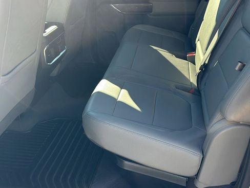 Used 2019 Chevrolet Silverado 1500 LTZ w/ LTZ Plus Package image 16