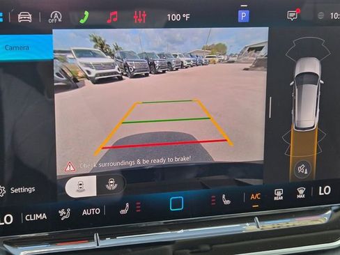 New 2026 Volkswagen Tiguan SE FWD image 21