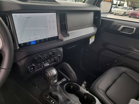 New 2026 Ford Bronco Badlands AWD/4WD image 20