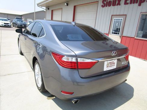 Used 2015 Lexus ES 350 w/ Premium Package FWD image 8