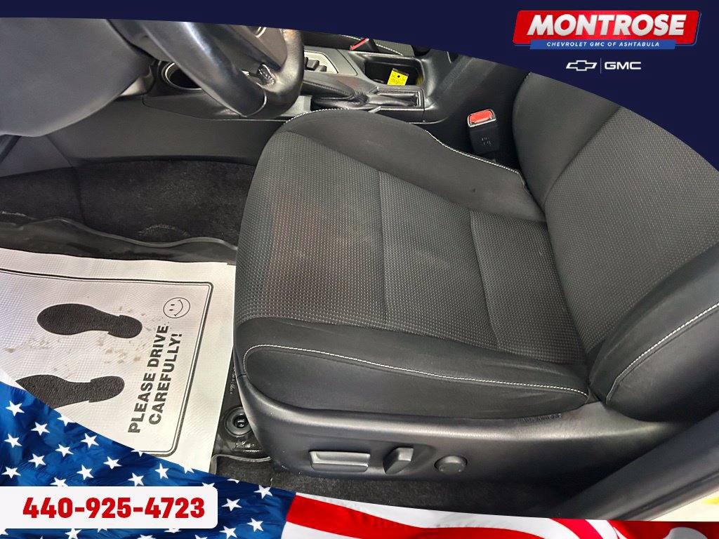 Used 2018 Toyota RAV4 XLE AWD/4WD image 19