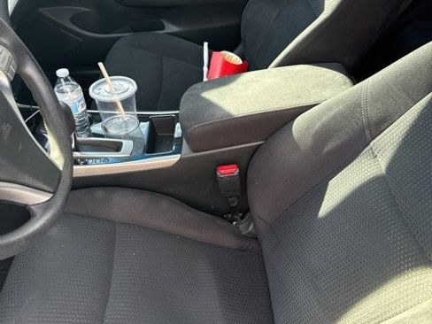 Used 2014 Nissan Altima 2.5 S w/ Sport Value Package image 5