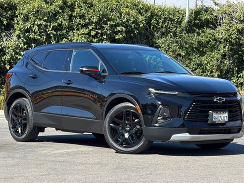 Used 2020 Chevrolet Blazer LT w/ Redline Edition AWD/4WD image 2