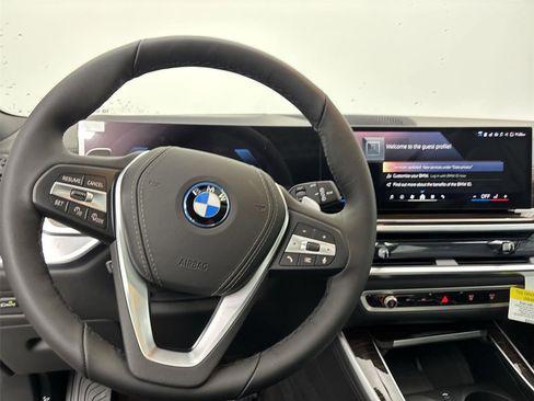 New 2026 BMW X5 xDrive50e w/ Climate Comfort Package image 22