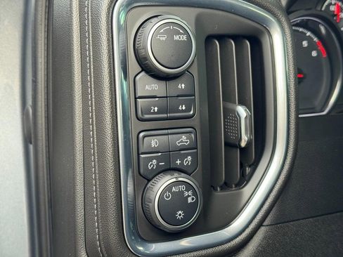 Used 2022 Chevrolet Silverado 1500 LT Trail Boss w/ LPO, Dark Essentials Package image 17