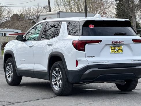 Used 2026 GMC Terrain Elevation image 6