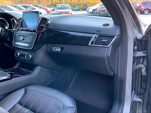 Used 2017 Mercedes-Benz GLS 450 4MATIC image 18