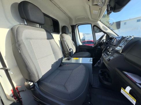Used 2025 RAM ProMaster 1500 w/ Safety Group FWD image 21