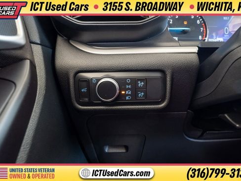 Used 2020 Ford Explorer XLT AWD/4WD image 14