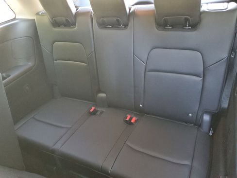 New 2025 Nissan Pathfinder SL image 21