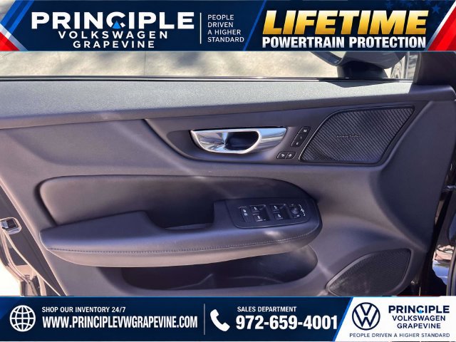 Used 2023 Volvo S60 B5 Plus w/ Climate Package FWD image 10